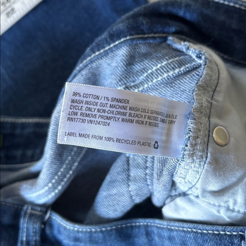 NWOT Straight Leg Target Classic Blue Women’s Jeans - Picture 3 of 9